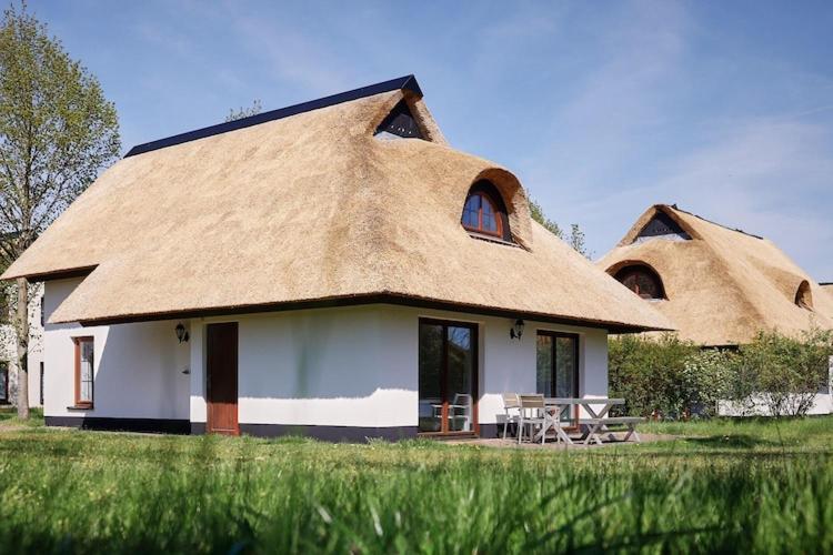 Holiday Resort Van Der Valk, Linstow Dobbin-Linstow Exterior photo